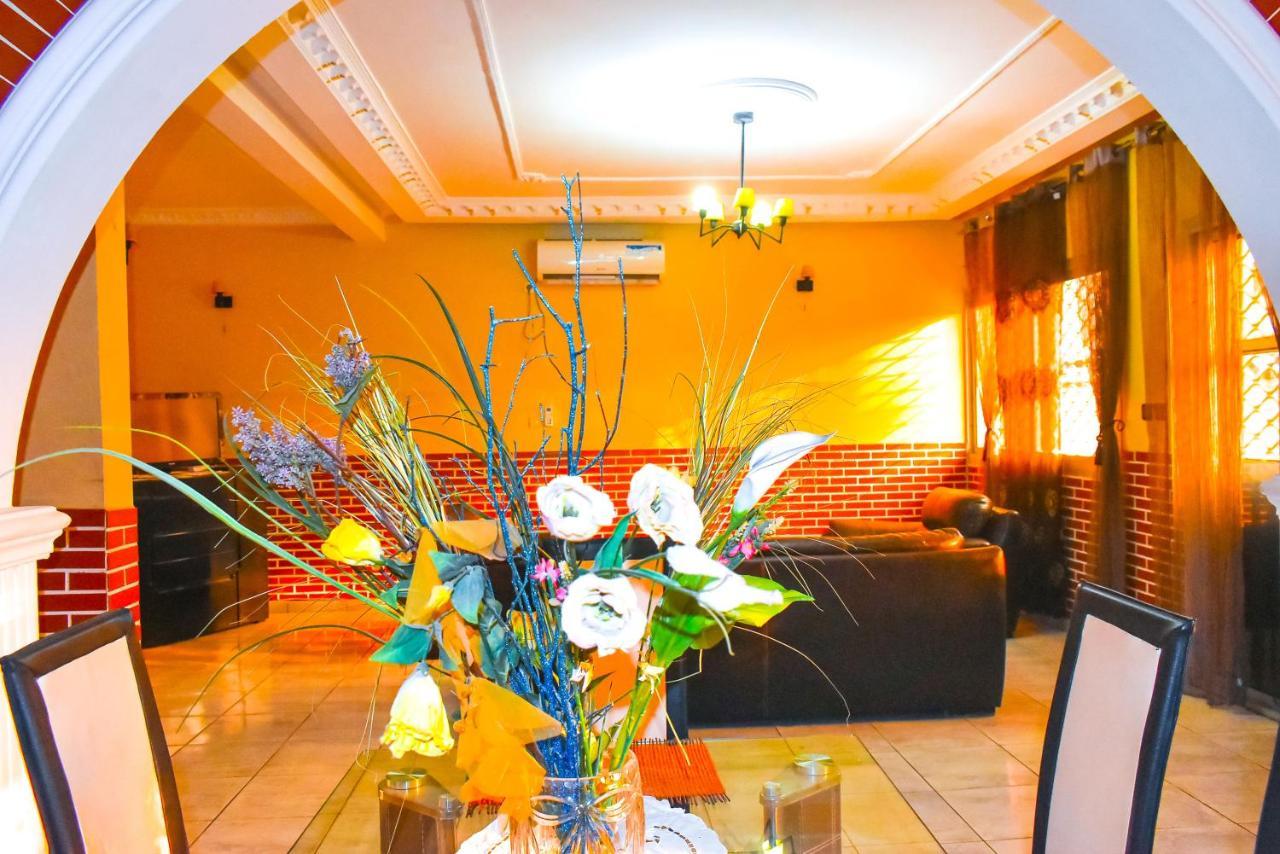 Résidence Hotelière Borel Denver Douala Exterior foto